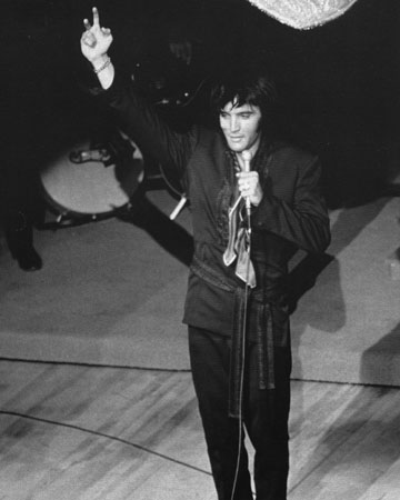 Elvis Presley - Vegas, with Microphone