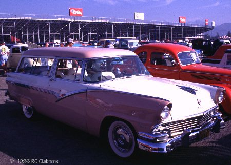 1956 FORD PARKLANE