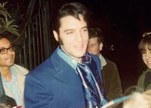 Elvis Presley - Elvis