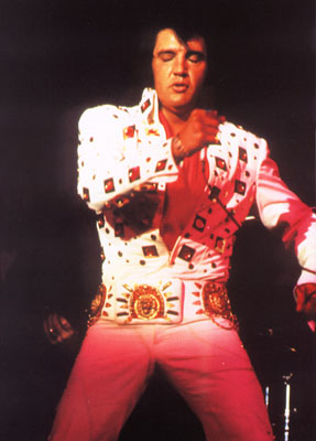 Elvis Presley - Closed Eyes/Mikro