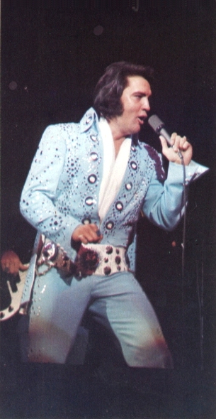 Elvis Presley - mit Mikro/Palace