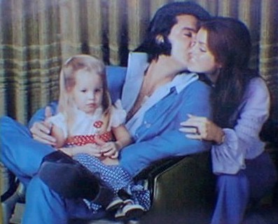 Elvis Presley - Kiss