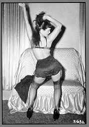 Bettie Page - Posing